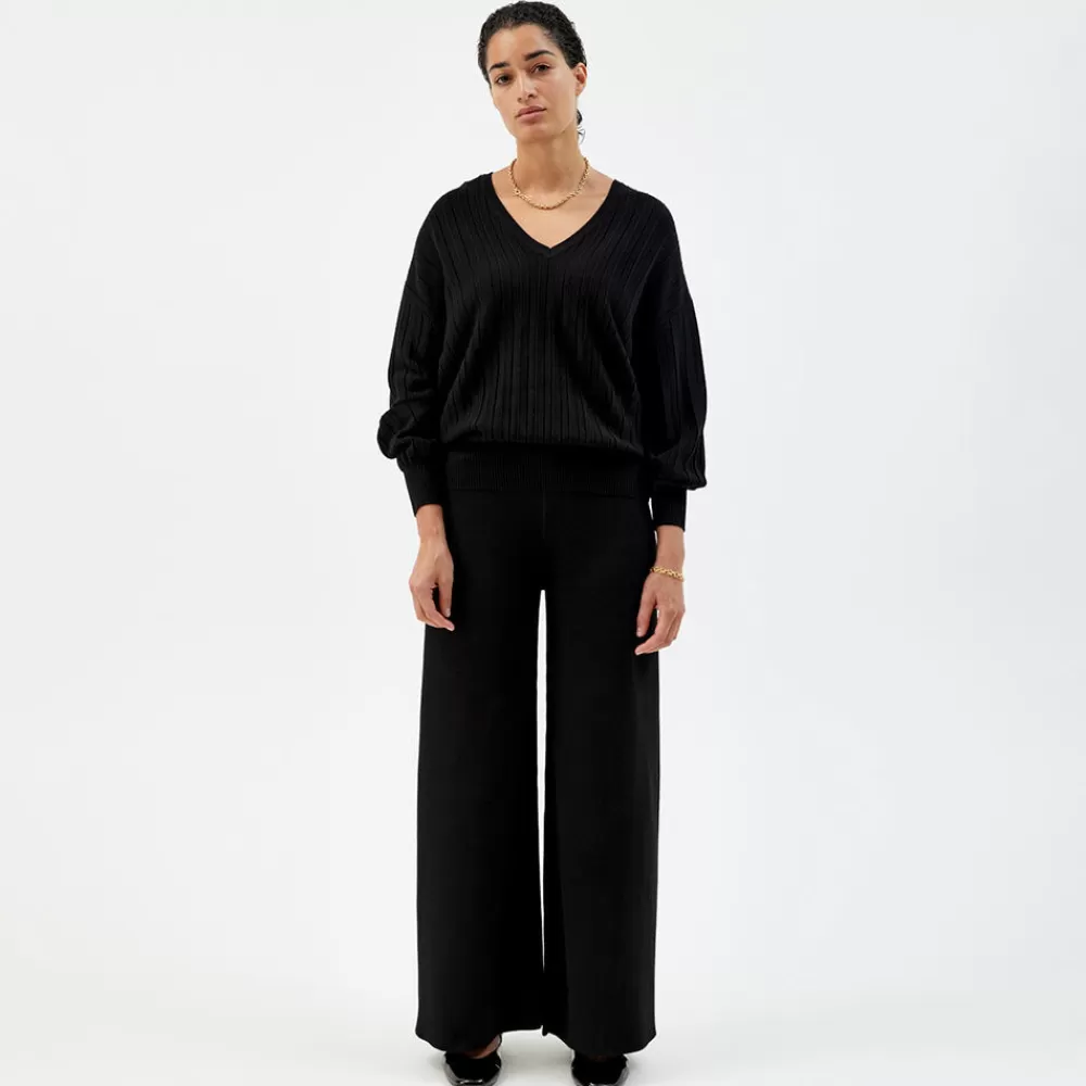 Pierre Robert Gensere | Loungewear-Vendbar Genser Med V-hals Black